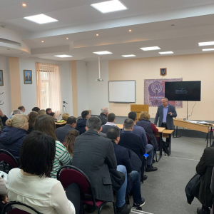 Ректор Олександр Назаренко провів зустріч з викладачами ДУІТЗ